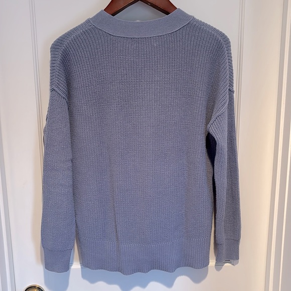 Rachel Zoe V neck pullover Henley sweater in light cornflower blue w/ buttons - Picture 7 of 15